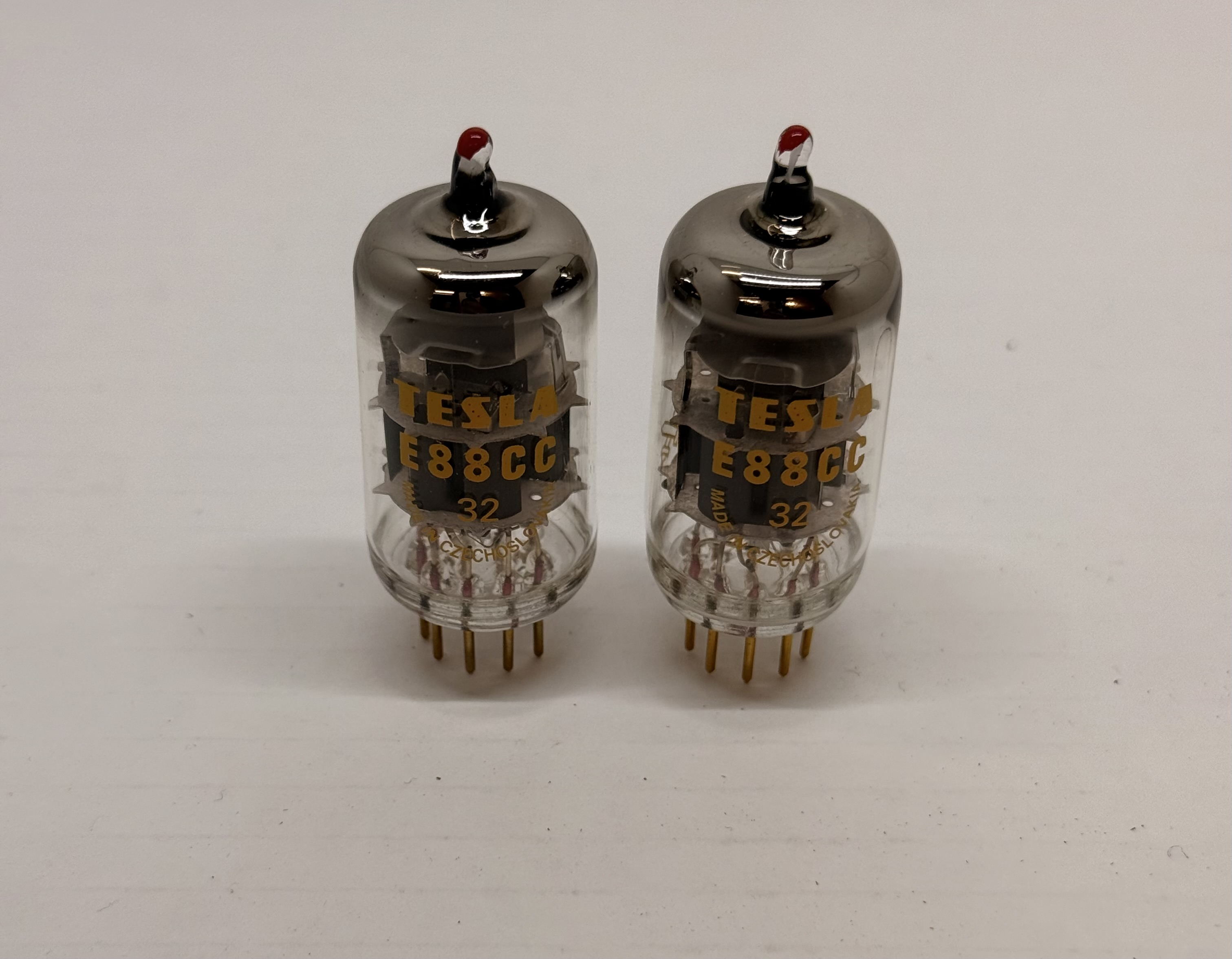 RODE K2 真空管マイク【TESLA E88CC ゴールドピン真空管交換済】 Tesla E88CC Gold Pin – Code 32 – Red Point | PrimaLuna's Blog